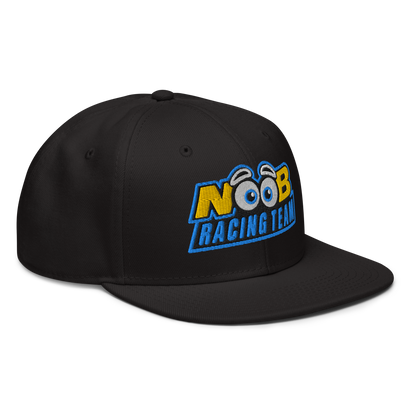NOOB RACING TEAM - Snapback Cap – Vorderansicht
